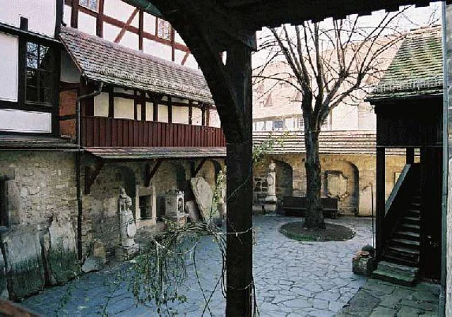 Michaeliskirchhof