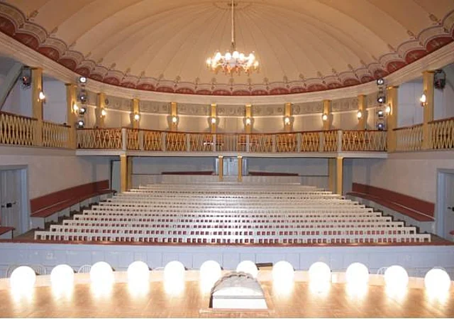 Bühne, Blick in den Theatersaal