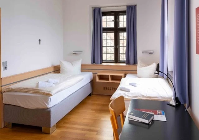 Zwei-Bett-Zimmer Kloster
