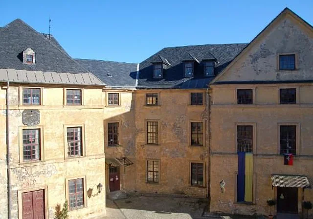 Großes Schloss Blankenburg, Kapellenflügel und Ostflügel
