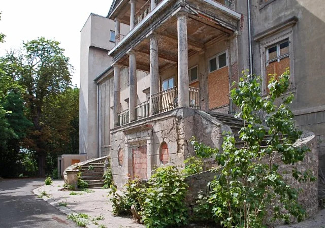 Schloss Henriette | Helmsdorf