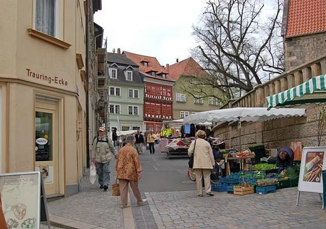 Blick vom Hopfenmarkt zum Markt