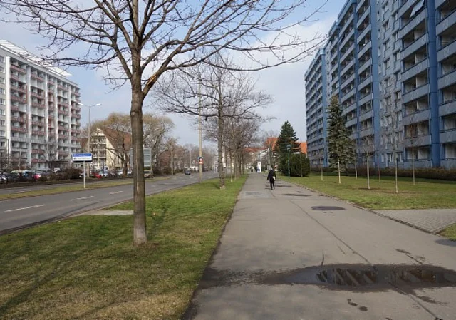 Juri-Gagarin-Ring, Blick nach Norden