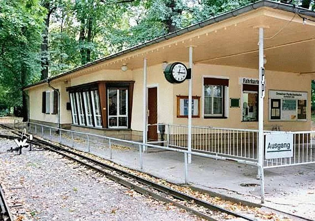 Bahnhof Zoo