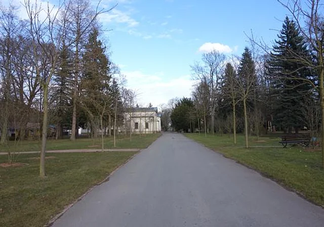 Hauptachse mit Blick zum Kolumbarium