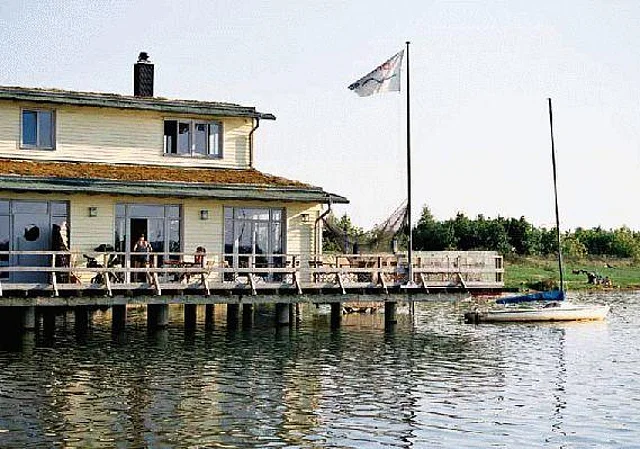 Cospudener See, Oststrand, Sauna im Hafen