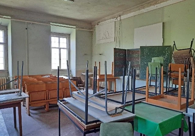 Südflügel Ehemaliges Kinderzimmer und Klassenzimmer