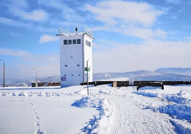 Grenzanlage im Winter