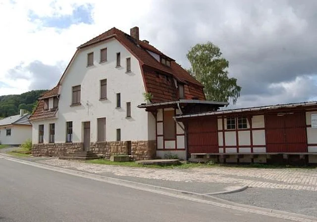 Rückansicht Bahnhofsgebäude