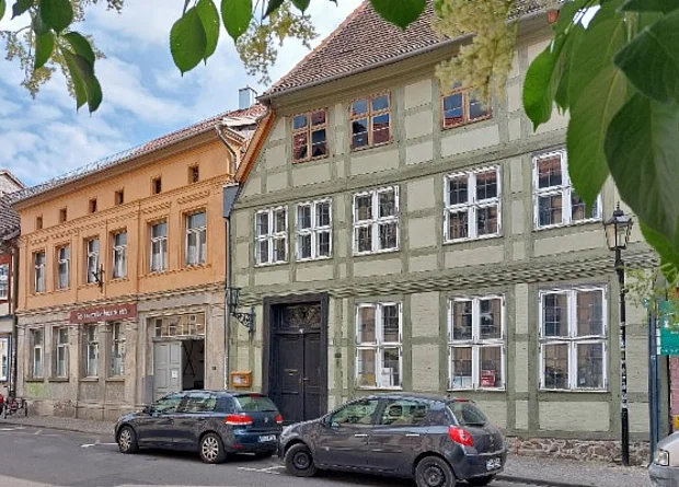 Bürgerhäuser Küntzel, außen 