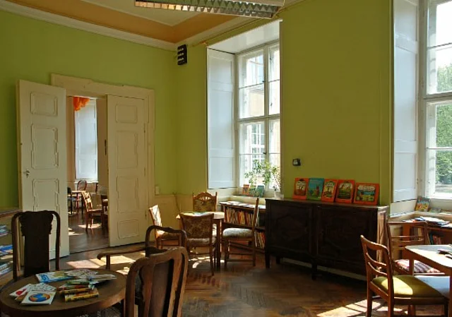 Schloss Ostrau, Gesellschaftsraum