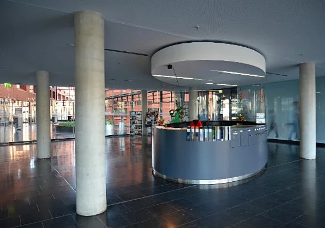 Bio City Leipzig, Foyer, Infotresen