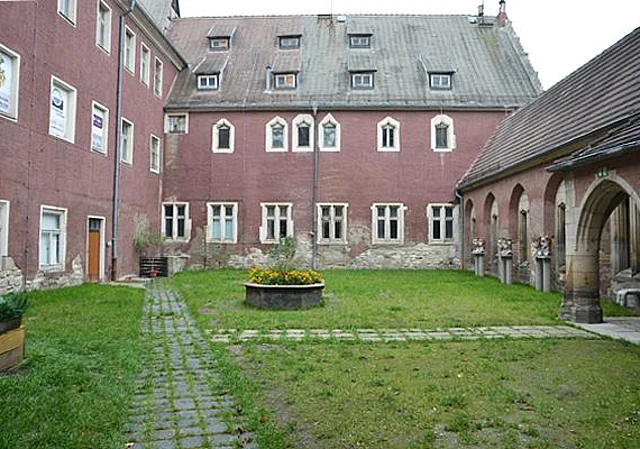 Hof nach Nordost