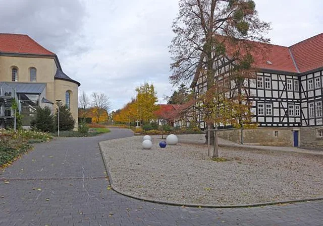 Klosterkirche und Amtshof