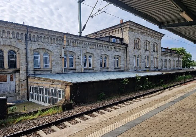 Bahnhofsgebäude Weißenfels