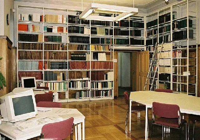 Bibliothek