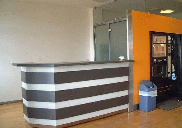 Theke Caféteria