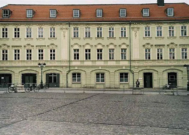 Verwaltung Ostseite 