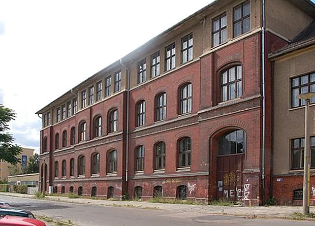 ehemalige Berufsbildende Schule III Dessau (Chapon-Schule) 