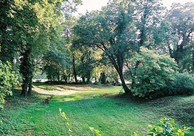 ehemaliger Graben