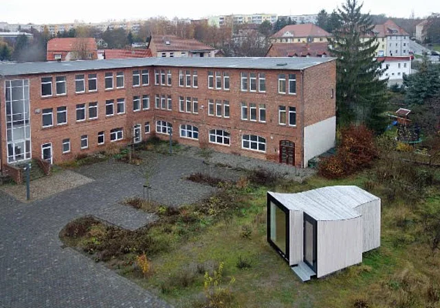 Blick von der Dachterrasse zum Timber Prototype und Mini-Max