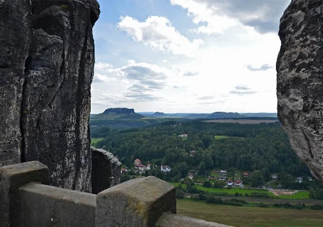 Basteigebiet Sächsische Schweiz, Blick von der Basteibrücke