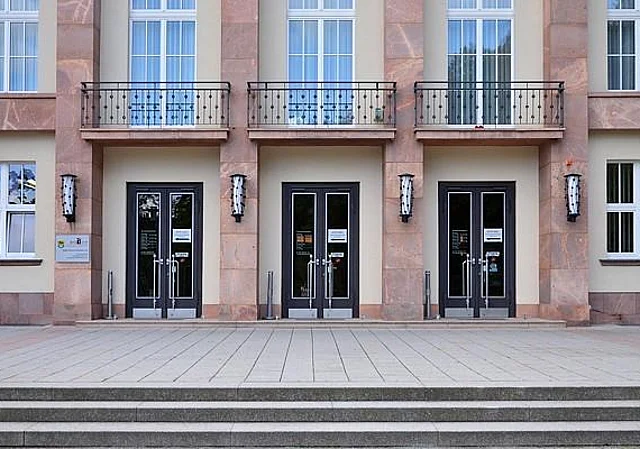 Kulturhaus Aue, Terrasse, Haupteingang