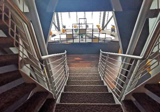 Treppe zum Restaurant