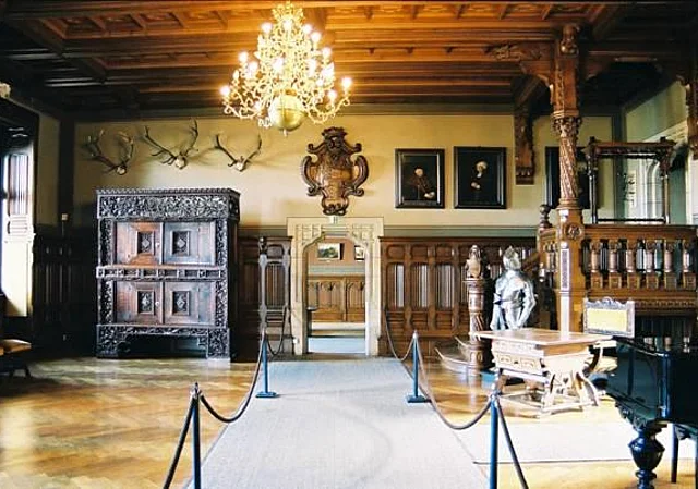Schloss Wernigerode, Erster Rundgang, Halle