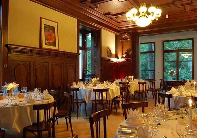 Saal, EG