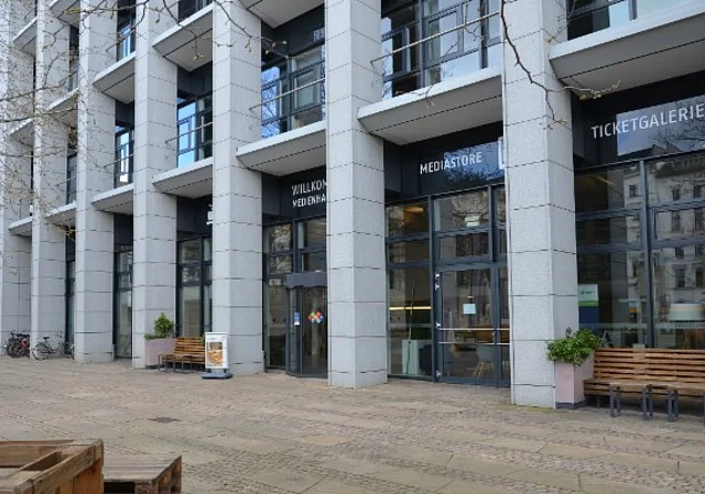 Verlagsgebäude der LVZ, Eingangsbereich
