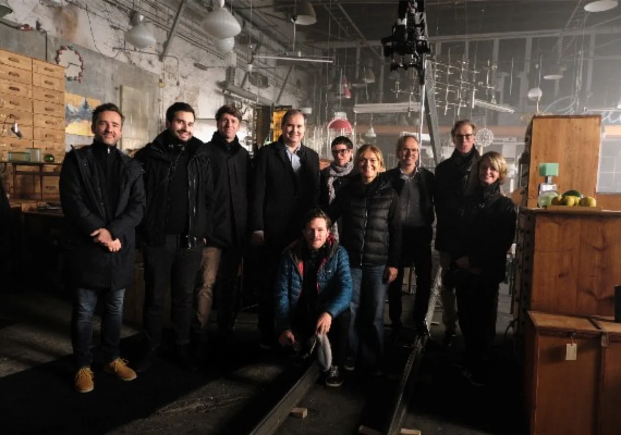 Team und Förderer am Set in der Leipziger Feinkost