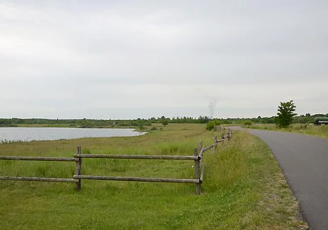 Westufer, Pachtweidefläche, Rundweg