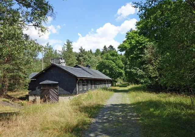 Baracke am Rundwanderweg