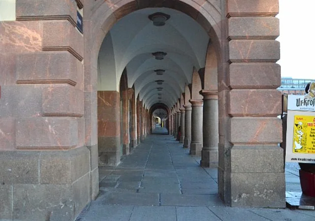 Gewölbegang Westseite