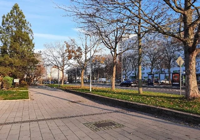 Warschauer Straße Fußgängerweg