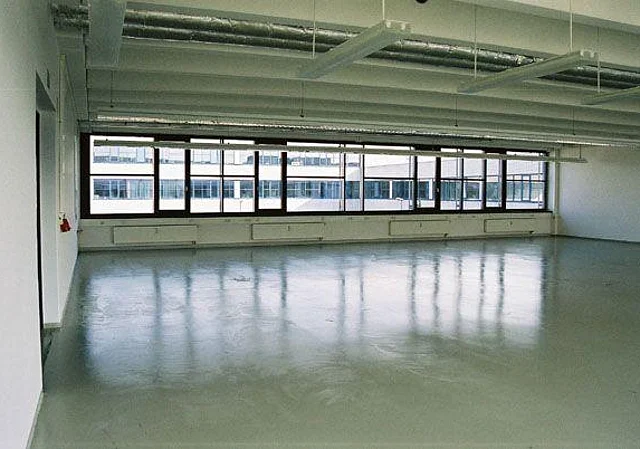 universelle Gewerbefläche, 1. OG