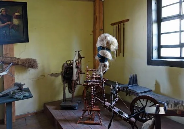 Spinnräder im Unterhaseler Haus