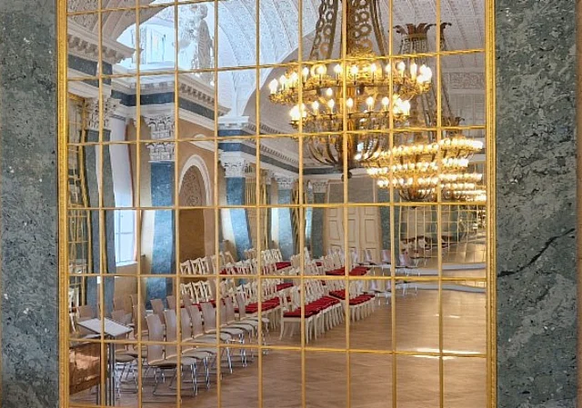 Schloss Köthen, Spiegelsaal