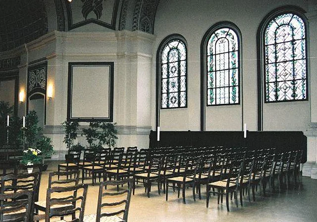 Kapelle, Feierhalle