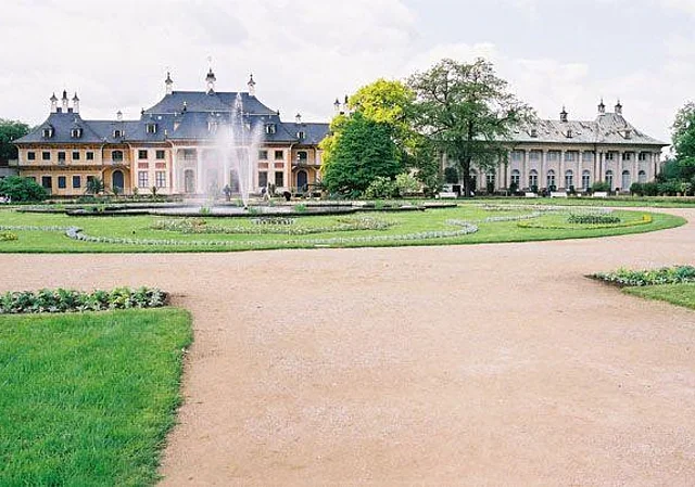 Wasserpalais, Nordostseite