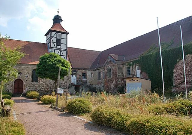 Kreuzritter-Gut Buro