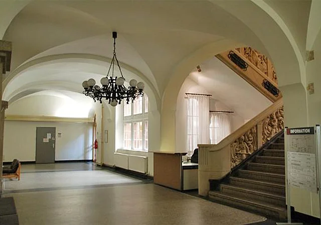 Foyer im 1.Erdgeschoss