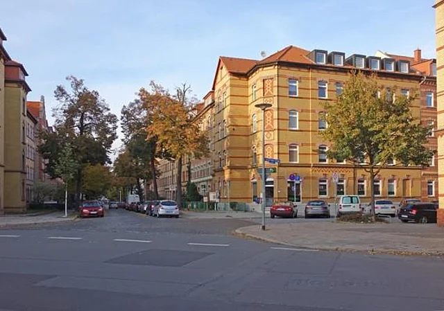 Liebknechtstraße mit Blick zu Josef-Ries- und Ernst-Toller-Straße