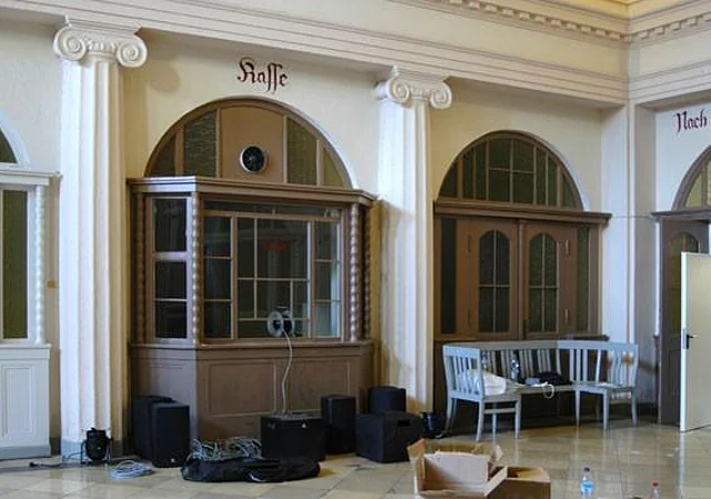 Empfangshalle, EG