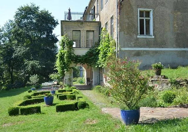 Ostseite, Arkaden, Wintergarten, Terrasse