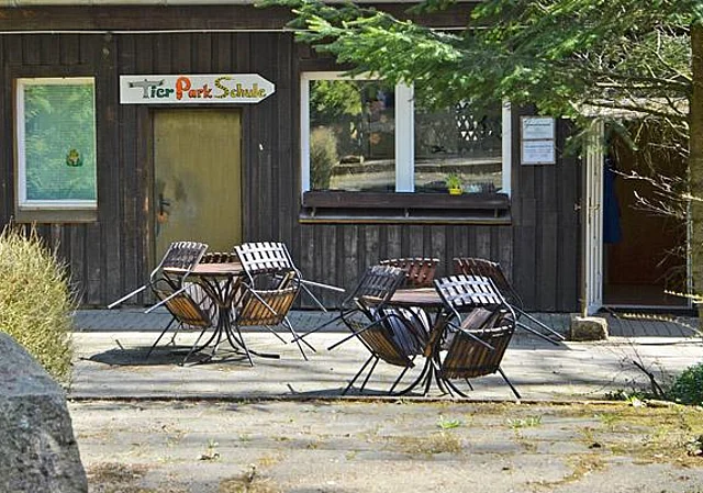 Tierparkschule, Westen