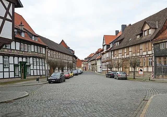 Kapellenstraße nach Westen