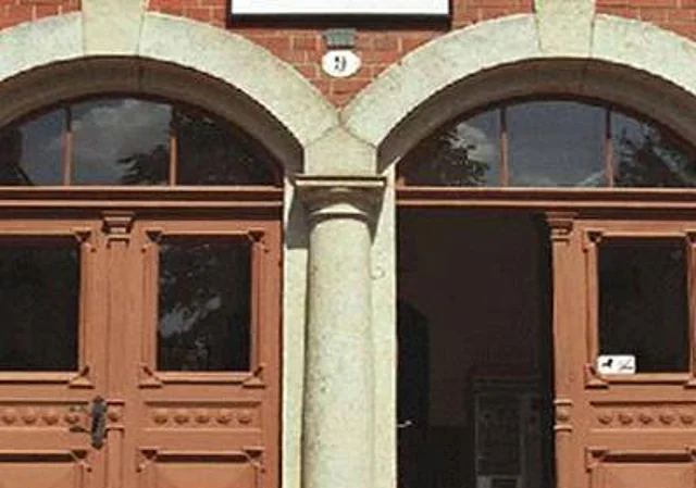 Eingang Bergstation