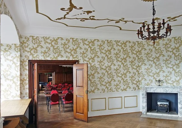 Neues Schloss - Goldener Salon